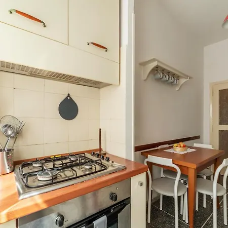 公寓 Angelini's Cozy Flat